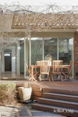 https://images.listonce.com.au/custom/160x/listings/4-majore-street-hawthorn-vic-3122/727/01752727_img_18.jpg?w_3N_v6hfgc