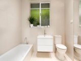https://images.listonce.com.au/custom/160x/listings/4-manniche-avenue-mont-albert-north-vic-3129/113/01684113_img_07.jpg?pjHEm1m3cP0