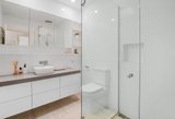 https://images.listonce.com.au/custom/160x/listings/4-marbray-close-sorrento-vic-3943/496/01820496_img_14.jpg?tUttXy36Raw