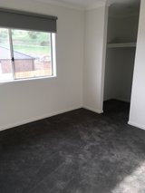 https://images.listonce.com.au/custom/160x/listings/4-maskell-court-fyansford-vic-3218/637/01796637_img_07.jpg?aDSvpLMAV40