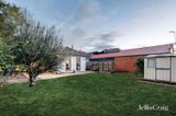 https://images.listonce.com.au/custom/160x/listings/4-mckeon-avenue-pascoe-vale-south-vic-3044/640/01748640_img_10.jpg?uyXxp4Qup1E