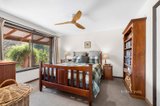 https://images.listonce.com.au/custom/160x/listings/4-mcleod-street-maldon-vic-3463/620/01692620_img_08.jpg?oqsHBSa7ZBM