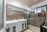 https://images.listonce.com.au/custom/160x/listings/4-mcleod-street-maldon-vic-3463/620/01692620_img_10.jpg?K41cEyYp8hs