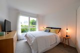 https://images.listonce.com.au/custom/160x/listings/4-mcmillan-avenue-geelong-vic-3220/957/01813957_img_10.jpg?xuBLFRjwcQo
