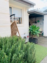 https://images.listonce.com.au/custom/160x/listings/4-mcmillan-avenue-geelong-vic-3220/957/01813957_img_13.jpg?oSGEgovJvjc