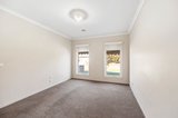 https://images.listonce.com.au/custom/160x/listings/4-mctaggart-street-lucas-vic-3350/808/01824808_img_03.jpg?2CSOCNCjeNs