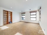 https://images.listonce.com.au/custom/160x/listings/4-meadow-grove-deepdene-vic-3103/289/01734289_img_08.jpg?I7mJ8OcSjsA