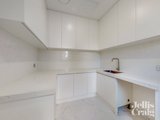https://images.listonce.com.au/custom/160x/listings/4-meadow-grove-deepdene-vic-3103/289/01734289_img_13.jpg?hlWfHVL3ibQ