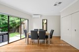 https://images.listonce.com.au/custom/160x/listings/4-meredith-close-mooroolbark-vic-3138/989/01605989_img_05.jpg?CpYrEAa1Xp4