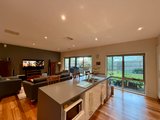 https://images.listonce.com.au/custom/160x/listings/4-moira-road-kilsyth-vic-3137/043/01977043_img_06.jpg?8xZUecgB_Y0
