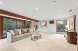 https://images.listonce.com.au/custom/160x/listings/4-mundara-court-glen-waverley-vic-3150/739/01774739_img_05.jpg?6ge36apq9u8