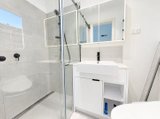 https://images.listonce.com.au/custom/160x/listings/4-narrkwarren-lane-box-hill-north-vic-3129/902/01987902_img_04.jpg?Re37chIme5c