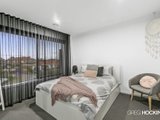 https://images.listonce.com.au/custom/160x/listings/4-ovington-place-altona-meadows-vic-3028/950/01203950_img_09.jpg?rBLAD0nxwXk