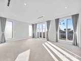 https://images.listonce.com.au/custom/160x/listings/4-panoramic-grove-glen-waverley-vic-3150/774/01892774_img_10.jpg?FTwY8H36n7Q