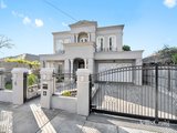 https://images.listonce.com.au/custom/160x/listings/4-panoramic-grove-glen-waverley-vic-3150/774/01892774_img_16.jpg?HRMjXF2G-xs