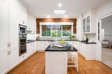 https://images.listonce.com.au/custom/160x/listings/4-paoa-place-templestowe-vic-3106/405/01577405_img_08.jpg?GjiqGInmNns