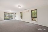 https://images.listonce.com.au/custom/160x/listings/4-paperbark-court-croydon-vic-3136/472/01927472_img_03.jpg?UDC3GgMdirY