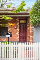 https://images.listonce.com.au/custom/160x/listings/4-park-parade-fitzroy-north-vic-3068/695/01589695_img_02.jpg?ibq25g3HSl8