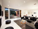 https://images.listonce.com.au/custom/160x/listings/4-parkin-street-glen-iris-vic-3146/730/01731730_img_03.jpg?ebBhFRBeB2Y