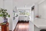 https://images.listonce.com.au/custom/160x/listings/4-periton-place-vermont-vic-3133/697/01581697_img_05.jpg?gU6Ceorir2U