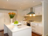 https://images.listonce.com.au/custom/160x/listings/4-portsmouth-crescent-grovedale-vic-3216/926/01698926_img_03.jpg?pWblf5-f-EE