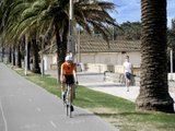 https://images.listonce.com.au/custom/160x/listings/4-reed-street-albert-park-vic-3206/942/01731942_img_03.jpg?LHgawUmQx6k