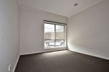 https://images.listonce.com.au/custom/160x/listings/4-reska-place-mooroolbark-vic-3138/889/01908889_img_05.jpg?2uWf25IaGYU