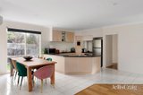 https://images.listonce.com.au/custom/160x/listings/4-rose-avenue-hurstbridge-vic-3099/203/01972203_img_07.jpg?fcYLlkBDYnc