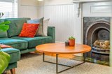 https://images.listonce.com.au/custom/160x/listings/4-roseberry-street-ascot-vale-vic-3032/184/01079184_img_13.jpg?CupBLZvY4cw