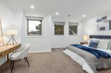 https://images.listonce.com.au/custom/160x/listings/4-roselyn-crescent-bentleigh-east-vic-3165/652/01550652_img_07.jpg?2P78MqsS-f4