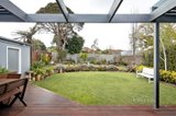 https://images.listonce.com.au/custom/160x/listings/4-rowan-avenue-bentleigh-east-vic-3165/553/01583553_img_09.jpg?Q-1JH4p7bD8