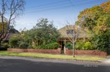 https://images.listonce.com.au/custom/160x/listings/4-rubens-grove-canterbury-vic-3126/804/01093804_img_02.jpg?tDznWkqEFSA