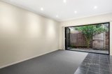 https://images.listonce.com.au/custom/160x/listings/4-ruby-lane-greensborough-vic-3088/980/01069980_img_04.jpg?Zkv360KoqRs