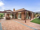 https://images.listonce.com.au/custom/160x/listings/4-sadler-street-williamstown-vic-3016/927/01203927_img_12.jpg?K0l0NszebHA