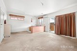 https://images.listonce.com.au/custom/160x/listings/4-seaside-parade-north-shore-vic-3214/198/01928198_img_02.jpg?AtZLKFPBx7U