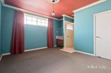 https://images.listonce.com.au/custom/160x/listings/4-seaside-parade-north-shore-vic-3214/198/01928198_img_05.jpg?pUhZmvCW2Pk