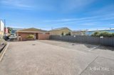 https://images.listonce.com.au/custom/160x/listings/4-seaside-parade-north-shore-vic-3214/198/01928198_img_06.jpg?DFkBCnJdwKY