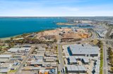 https://images.listonce.com.au/custom/160x/listings/4-seaside-parade-north-shore-vic-3214/198/01928198_img_08.jpg?h4j2TkiVJsc