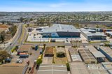 https://images.listonce.com.au/custom/160x/listings/4-seaside-parade-north-shore-vic-3214/198/01928198_img_09.jpg?DmeF_o2WSl4
