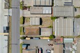 https://images.listonce.com.au/custom/160x/listings/4-seaside-parade-north-shore-vic-3214/198/01928198_img_13.jpg?DPv0OQ6gkoA