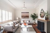https://images.listonce.com.au/custom/160x/listings/4-seaton-street-glen-iris-vic-3146/438/00930438_img_08.jpg?GFHSijiIku8