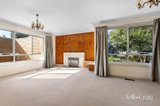 https://images.listonce.com.au/custom/160x/listings/4-seattle-street-balwyn-north-vic-3104/190/01948190_img_03.jpg?wvmcOumoKNM
