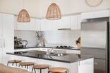 https://images.listonce.com.au/custom/160x/listings/4-shevlin-close-lilydale-vic-3140/209/01720209_img_06.jpg?6xkvBIHMrsI