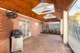 https://images.listonce.com.au/custom/160x/listings/4-silverwood-way-glen-waverley-vic-3150/164/01900164_img_14.jpg?lIXpM6wq8xM