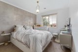 https://images.listonce.com.au/custom/160x/listings/4-silverwood-way-glen-waverley-vic-3150/187/01173187_img_06.jpg?1axbeV-Cm8Y