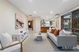 https://images.listonce.com.au/custom/160x/listings/4-sovereign-court-mornington-vic-3931/001/01942001_img_05.jpg?LlM-kWHfcEA