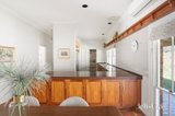 https://images.listonce.com.au/custom/160x/listings/4-sowter-court-donvale-vic-3111/290/01981290_img_09.jpg?XARFLZ7OD1U