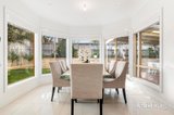 https://images.listonce.com.au/custom/160x/listings/4-spring-rise-glen-waverley-vic-3150/246/01942246_img_09.jpg?XhmVDiN2uP0