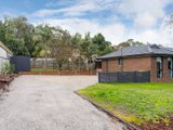 https://images.listonce.com.au/custom/160x/listings/4-statesman-crescent-mooroolbark-vic-3138/529/01524529_img_02.jpg?pB-JnmygXTw