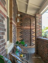 https://images.listonce.com.au/custom/160x/listings/4-stewart-street-hawthorn-east-vic-3123/339/00976339_img_14.jpg?N15HUXGiXvI